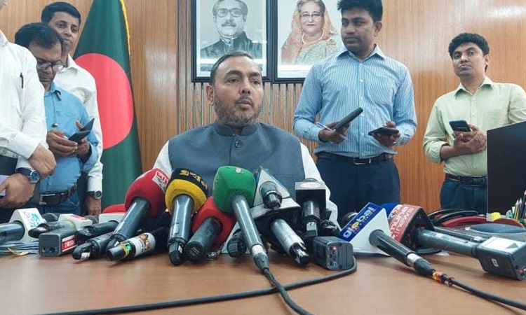 ডলারের দাম বৃদ্ধিতে ভোক্তা পর্যায়ে প্রভাব পড়বে না: বাণিজ্যমন্ত্রী