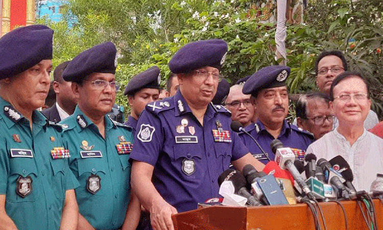 সাম্প্রদায়িক সম্প্রীতি রক্ষায় কাজ করছে আইনশৃঙ্খলা বাহিনী: আইজিপি