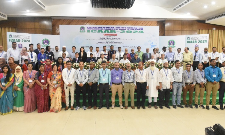 জলবায়ু পরিবর্তনের চ্যালেঞ্জ মোকাবেলায় কৃষি গুরুত্বপূর্ণ ভূমিকা রাখছে: কৃষি মন্ত্রী
