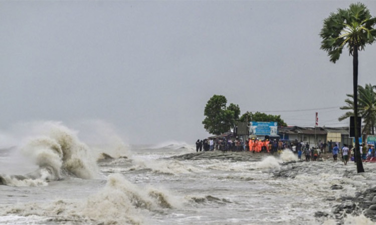 এবার ১৫ নম্বর বিশেষ বিজ্ঞপ্তি প্রকাশ আবহাওয়া অফিস