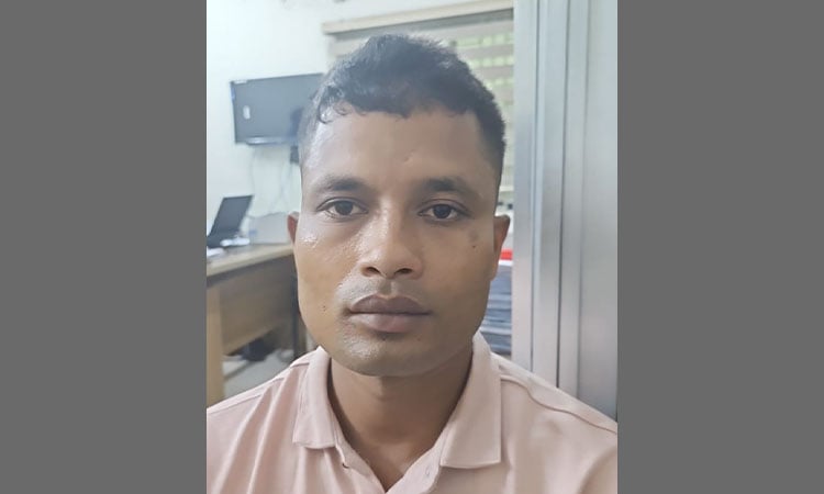 চকরিয়ার ভিআইপি চোর তৌহিদ বিমানবন্দরে গ্রেফতার