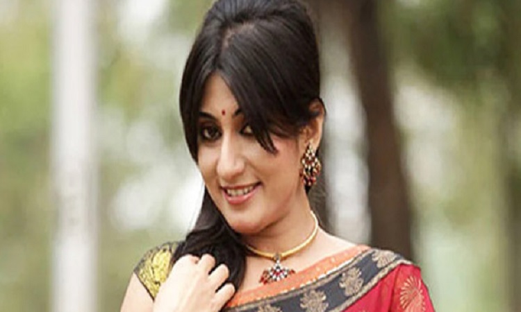 জ্ঞান ফেরেনি অভিনেত্রী সীমানার
