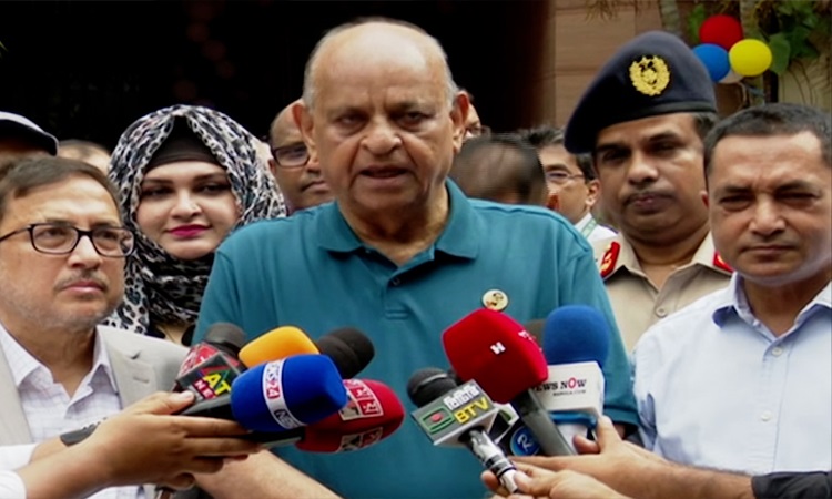 শিশুদের বিনামূল্যে ভিটামিন ক্যাপসুল খাওয়ানো শুরু করেন বঙ্গবন্ধু: স্বাস্থ্যমন্ত্রী