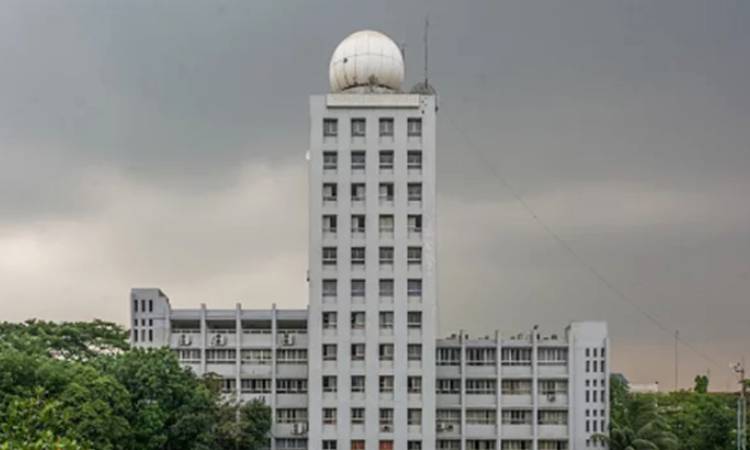 যে-সব জেলায় রাত ৯টা পরে কালবৈশাখি ও বজ্রবৃষ্টির সম্ভাবনা
