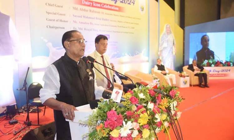 খামারিরাই প্রাণিসম্পদ খাতের প্রকৃত সেলিব্রেটি: প্রাণিসম্পদ মন্ত্রী