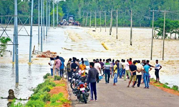 ভারতের আসামে বন্যা পরিস্থিতির আরও অবনতি, নিহত ৬