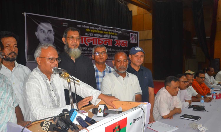 মানুষকে ক্ষুধায় রেখে ফুর্তি করতে ভালোবাসে আওয়ামী লীগ: রিজভী