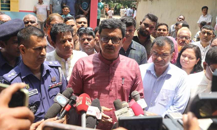 স্বল্প উন্নত থেকে উন্নয়নশীলের মর্যাদা পেয়েছে বাংলাদেশ: নৌপ্রতিমন্ত্রী