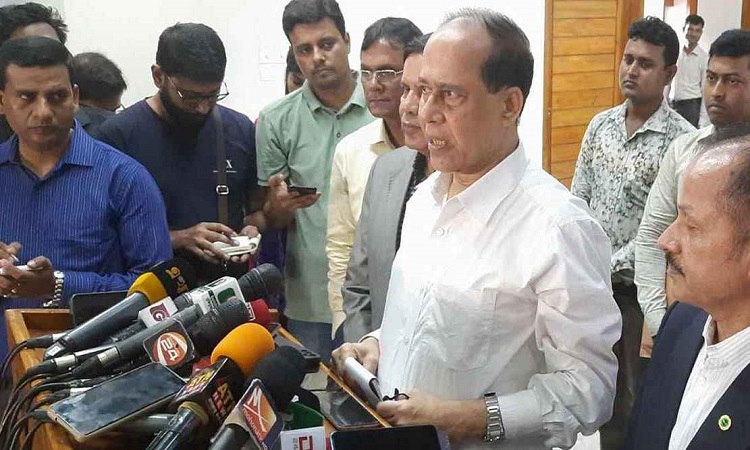 জাতীয় নির্বাচন ধাপে ধাপে হলে নির্বাচন ব্যবস্থাপনা সহজ হবে: সিইসি