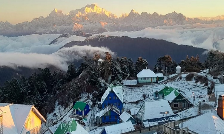 সান্দাকফুতে ভ্রমণে লাগবে ফিটনেস সার্টিফিকেট