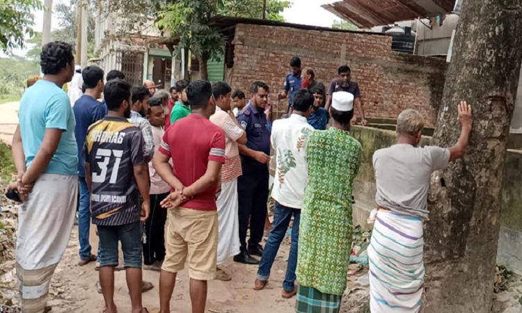 সাভারে নির্মাণাধীন ভবনের ছাদ থেকে পড়ে শ্রমিকের মৃত্যু