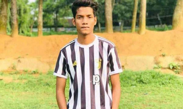 চট্টগ্রামে শাটল ট্রেনে কাটা পড়ে কলেজছাত্রের মৃত্যু