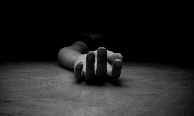 শাজাহানপুরে ট্রেনে ধাক্কায় এক ব্যবসায়ীর মৃত্যু