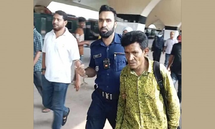 ট্রেনে জানালার পাশে দাঁড়ানো নিয়ে মারামারিতে এক যাত্রীর মৃত্যু, আটক ১