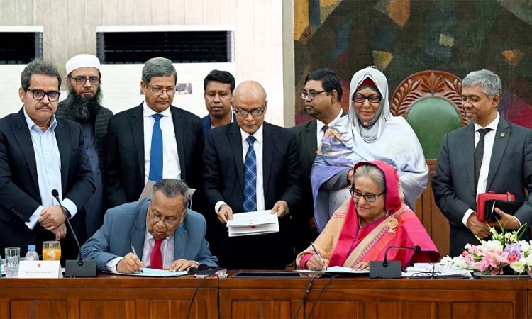 প্রস্তাবিত বাজেট মন্ত্রিসভায় অনুমোদন, বিকেলে সংসদে উত্থাপন