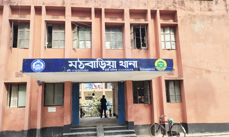 বাকীতে সিগারেট না দেওয়ায় হামলার ঘটনায় চিকিৎসাধীন অবস্থায় ব্যবসায়ীর মৃত্যু