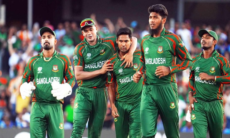 দুর্দান্ত বোলিং, শ্রীলঙ্কাকে ১২৪ রানে থামাল বাংলাদেশ