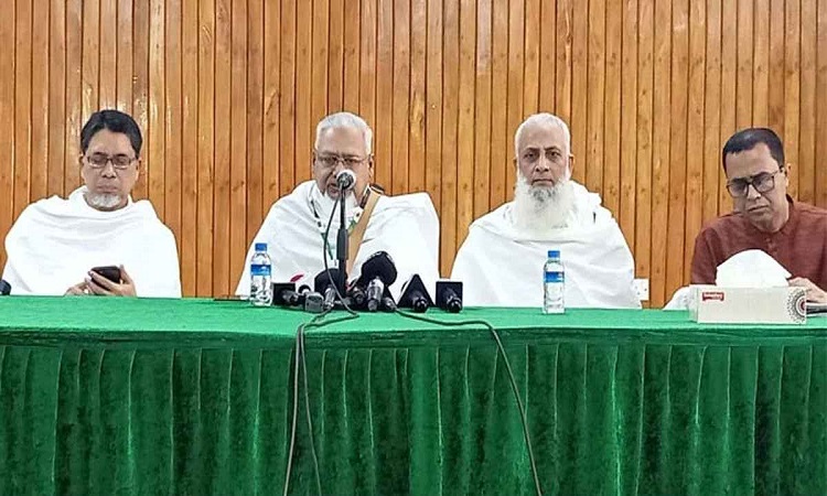 হজযাত্রীদের ভোগান্তি সৃষ্টি করা ব্যাংক ও এজেন্সির বিরুদ্ধে ব্যবস্থা নেওয়া হবে: ধর্মমন্ত্রী