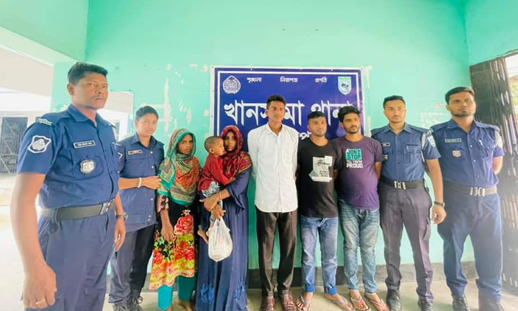 প্রতিবেশীদের অজ্ঞান করে ৪০ লক্ষ টাকা চুরি, আটক ৪