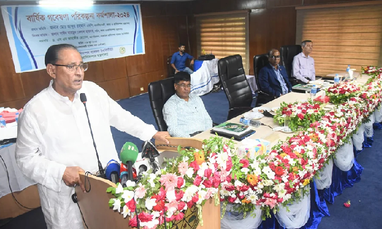‘চোরাচালানের মাধ্যমে কেউ দেশে পশু এনে থাকলে তা অবৈধ বলে বিবেচিত হবে’