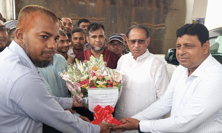 পশুবাহী ট্রাক থেকে চাঁদা নিলে কঠোর ব্যবস্থা: প্রাণিসম্পদ মন্ত্রী