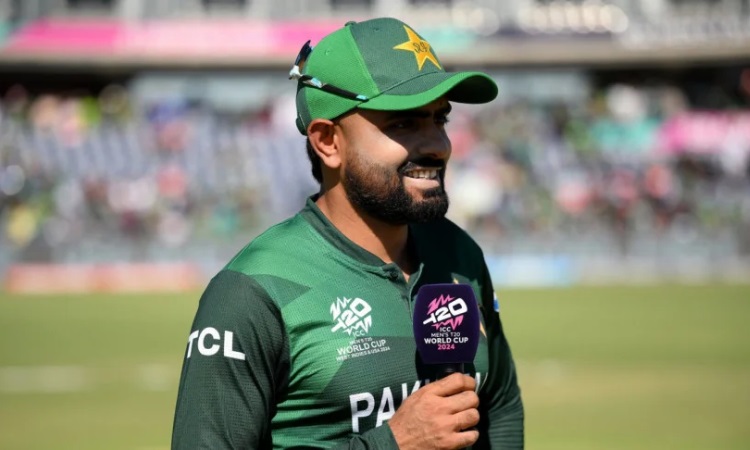 টস জিতে ভারতের বিপক্ষে বোলিংয়ে পাকিস্তান