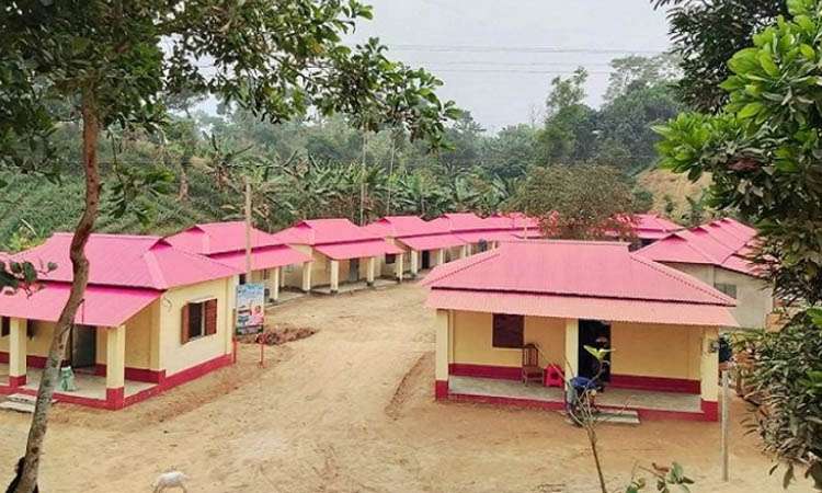 আজ প্রধানমন্ত্রীর উপহারের ঘর পাচ্ছে সাড়ে ১৮ হাজার পরিবার