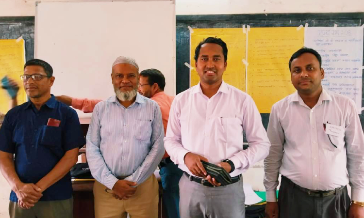 নতুন শিক্ষাক্রমে খানসামা উপজেলায় শিক্ষকদের পেশাগত প্রশিক্ষণ শুরু