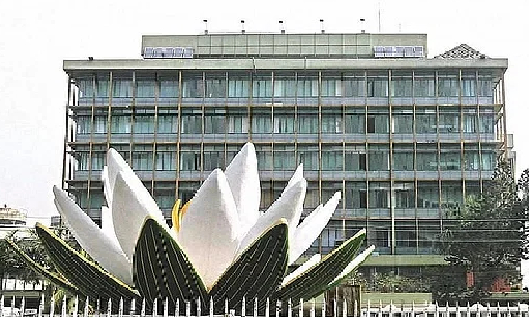 ব্যাংকারদের বিদেশ ভ্রমণে নিষেধাজ্ঞা ‘শিথিল’