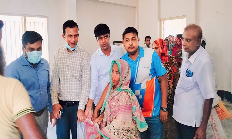 ঝিনাইগাতীতে ভিজিএফের চাল পেয়ে খুশি ১৩ হাজার পরিবার