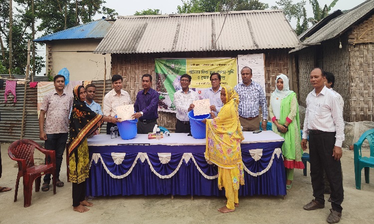 খানসামায় কৃষি বিভাগের কার্যক্রম পরিদর্শন ও উঠান বৈঠক অনুষ্ঠিত