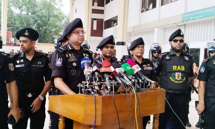 টিকিট কালোবাজারি চক্রের বিরুদ্ধে গোয়েন্দা নজরদারি চলছে: র‌্যাব