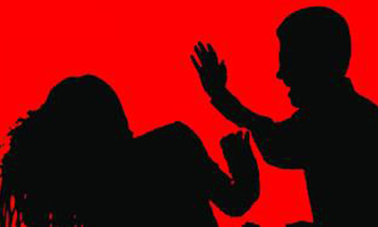 সাভারে নারী ও শিশুকে পিটিয়ে আহত করার অভিযোগ