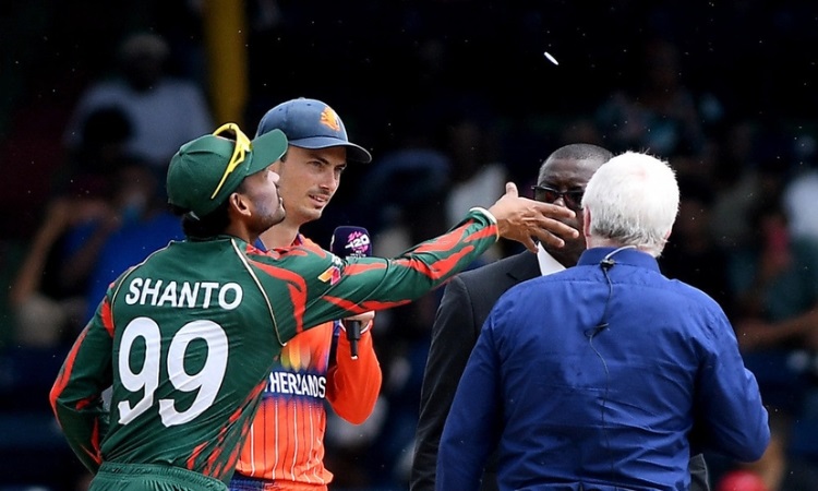 টস হেরে ব্যাটিংয়ে বাংলাদেশ