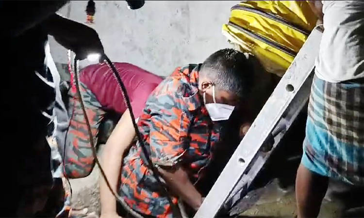সেপটিক ট্যাংকের বিষাক্ত গ্যাসে দুই শ্রমিকের মৃত্যু