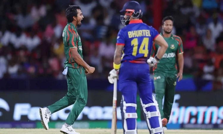 সাকিব-মুস্তাফিজের বোলিং তোপে চাপে নেপাল