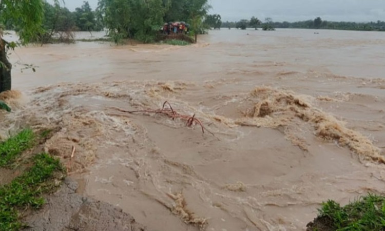 সিলেটে সব নদীর পানি বিপৎসীমার উপরে