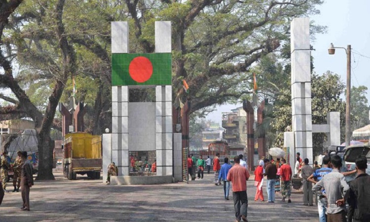 ৫ দিন পর সচল বেনাপোল বন্দর
