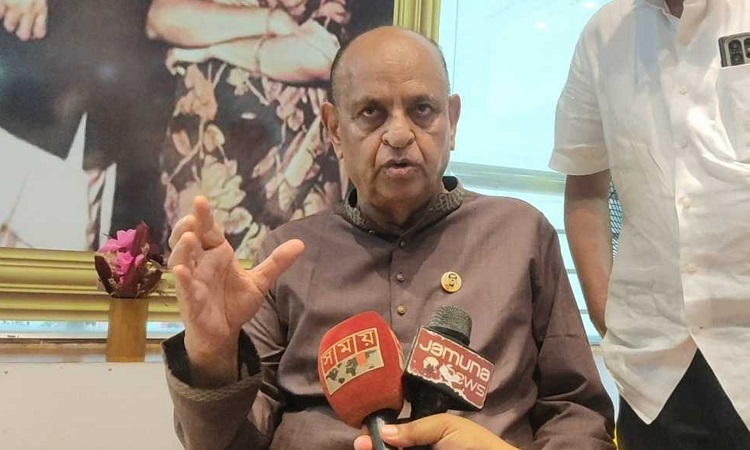 বন্যাকবলিত এলাকার চিকিৎসাকেন্দ্রে পর্যাপ্ত স্যালাইন-ওষুধ মুজত রাখতে হবে: স্বাস্থ্যমন্ত্রী