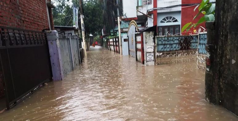 সিলেট-সুনামগঞ্জে বন্যা পরিস্থিতির অবনতি, পানিবন্দি সাড়ে ১২ লাখ মানুষ