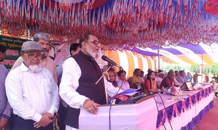 বঙ্গবন্ধু আমাদের সবার মাঝেই আছেন: মুক্তিযুদ্ধমন্ত্রী