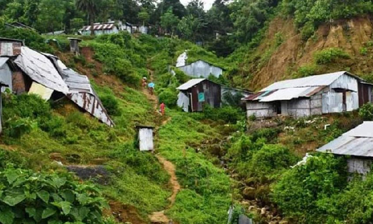 পাহাড়ে অবৈধ বসতির বিদ্যুৎ-পানির সংযোগ বিচ্ছিন্নের নির্দেশ