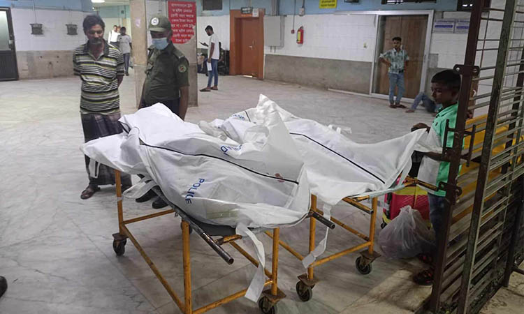 পল্টনে অফিসের তালা ভেঙে ২ কর্মচারীর লাশ উদ্ধার