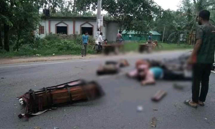 টাঙ্গাইলে প্রাইভেট কার-মাহিদ্রা সংঘর্ষে নিহত ২