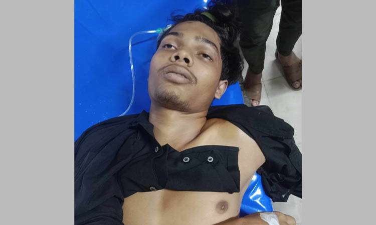 ফেনীতে মধ্যরাতে কিশোর গ্যাংয়ের দুই গ্রুপের সংঘর্ষে নিহত ১
