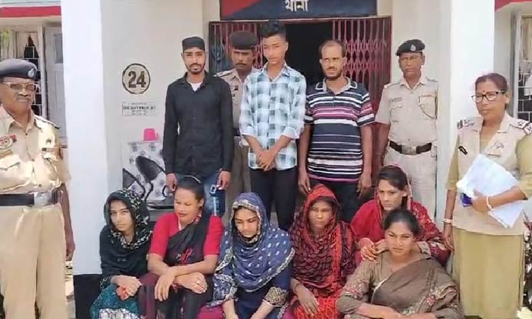 আগরতলা রেলস্টেশনে ৯ বাংলাদেশি গ্রেফতার