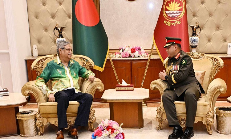 রাষ্ট্রপতির সঙ্গে নবনিযুক্ত সেনাবাহিনী প্রধানের সাক্ষাৎ