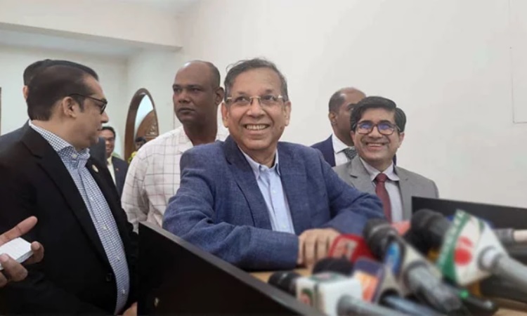 খালেদা জিয়ার হৃদযন্ত্রে পেস মেকার বসানোর কাজ চলছে: আইনমন্ত্রী