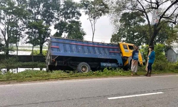 সুনামগঞ্জে মালবাহী ট্রাকচাপায় শিশু নিহত