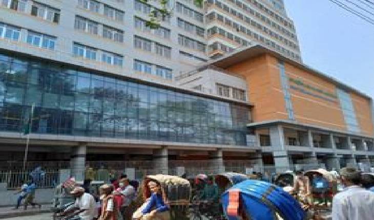 কামরাঙ্গীর চরে ব্যাটারি কারখানায় গলিত সীসা পড়ে ৩ শ্রমিক দগ্ধ